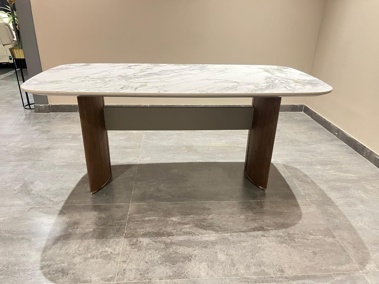 PT3018T-1 - DINING TABLE - NAR