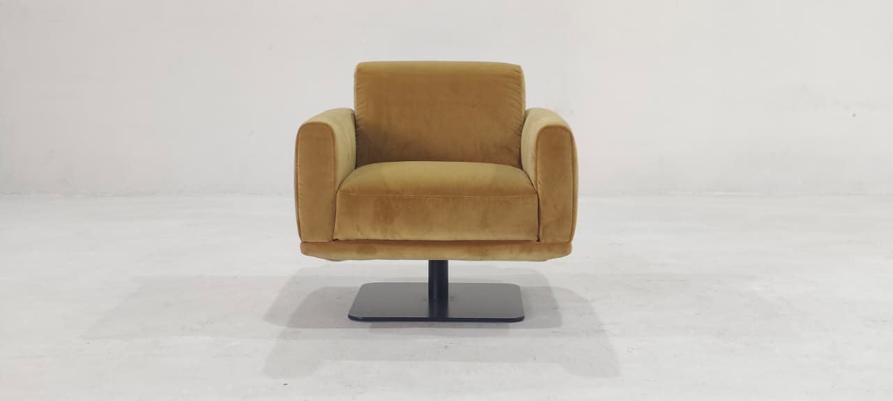 C193-066-78 - SWIVEL CHAIR - BLR WH