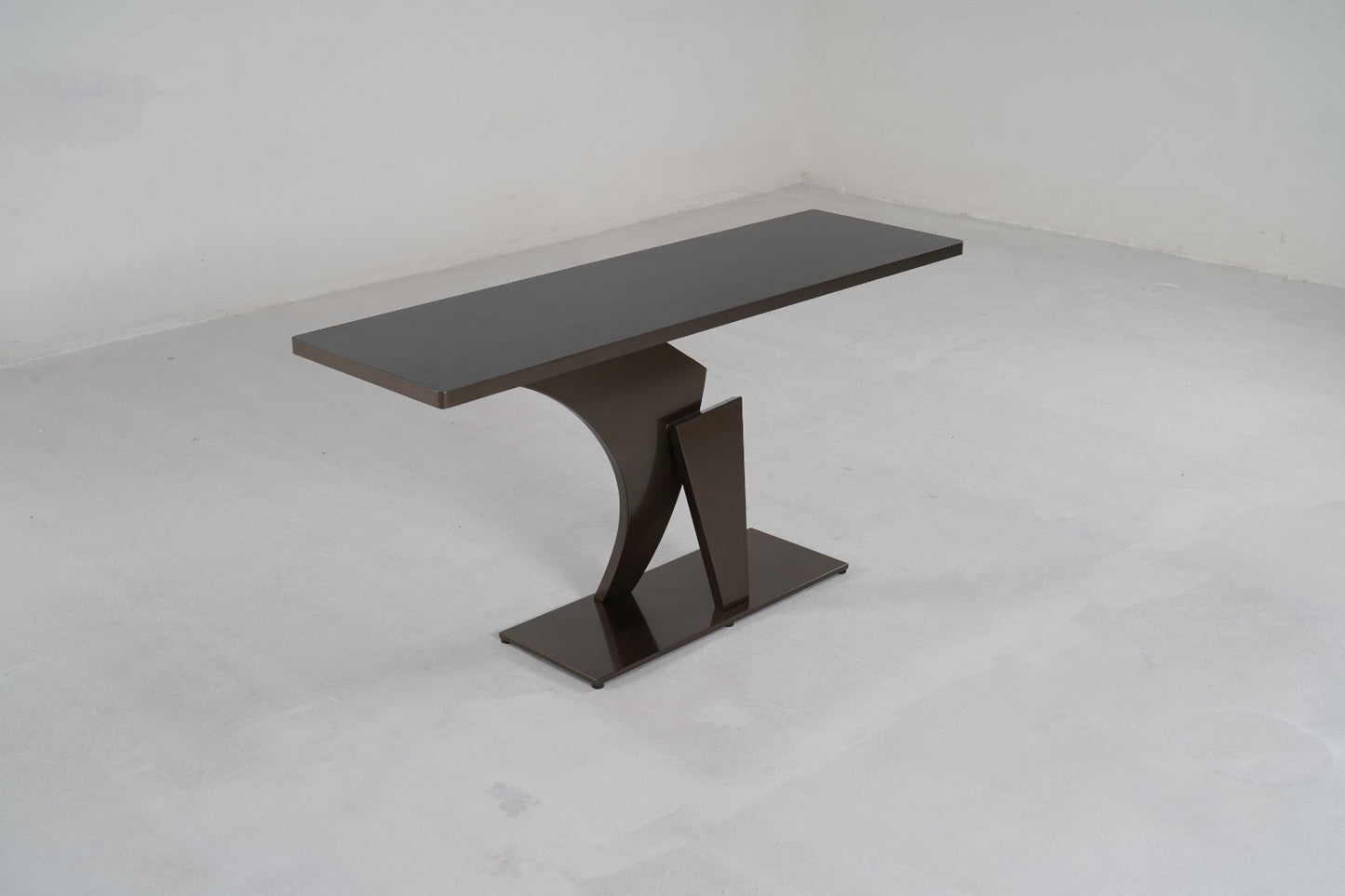 LC-149(1) - CONSOLE TABLE - BLR WH