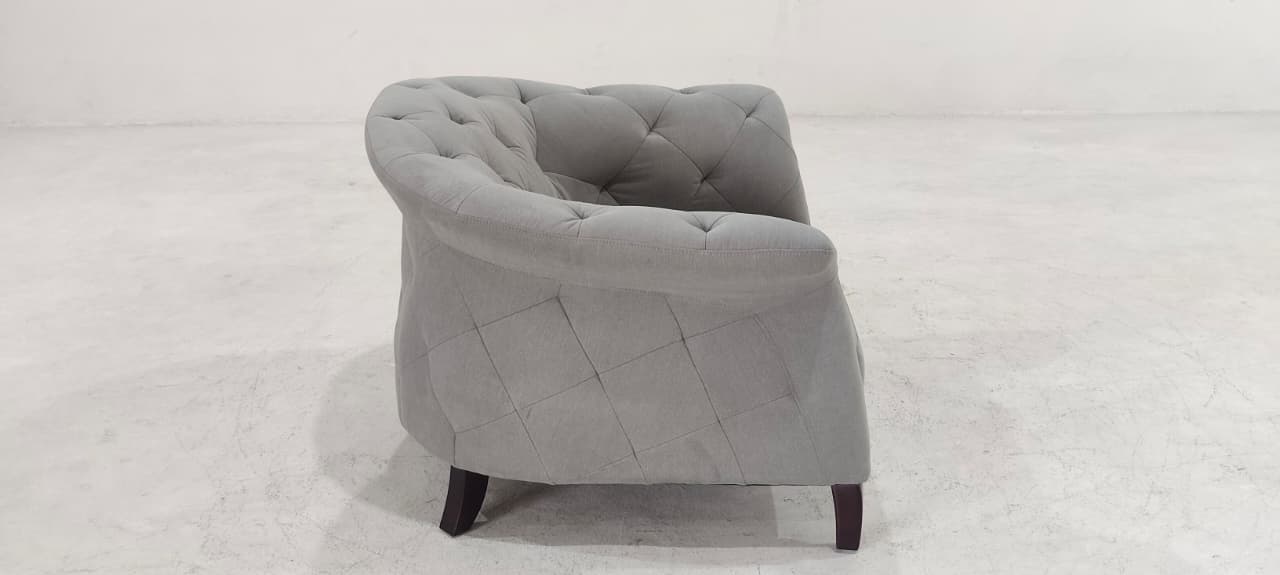 EX.007(3) - 1 SEATER+PILLOW - BLR WH