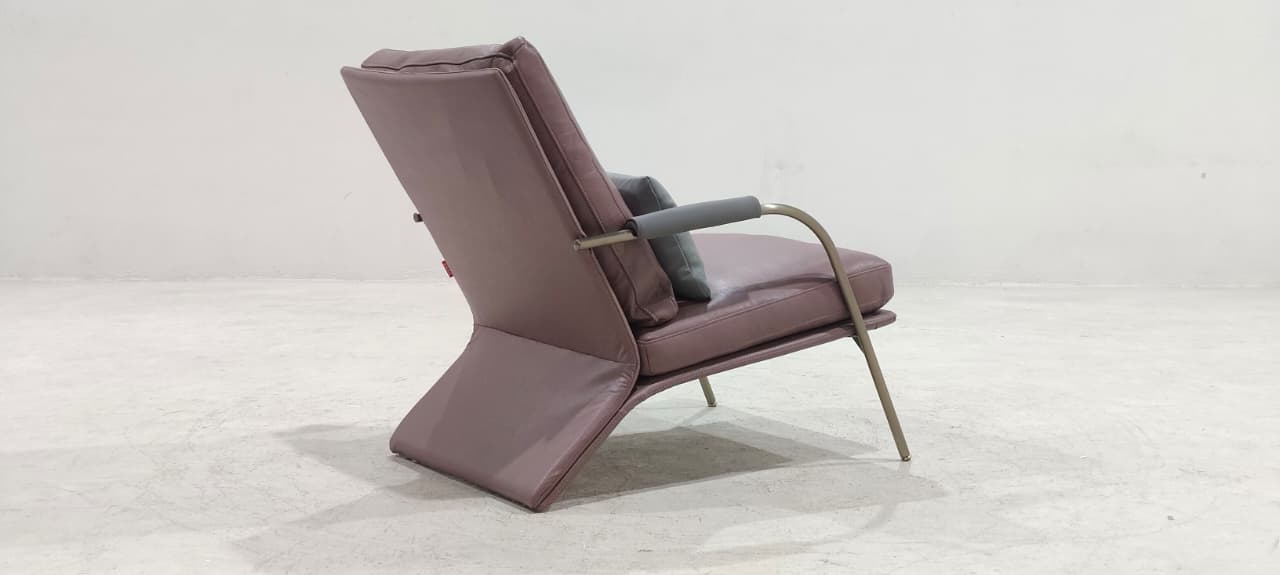 A9613(4) - ACCENT CHAIR - BLR WH