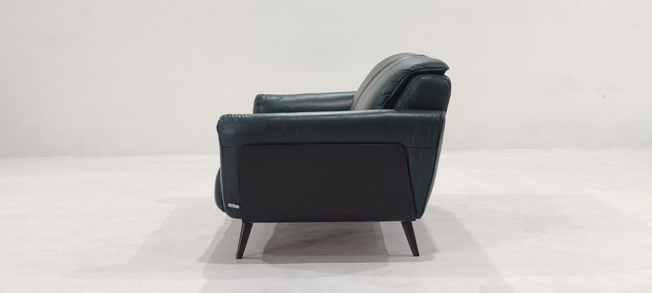 B993-235-24 - 2 SEATER - BLR WH