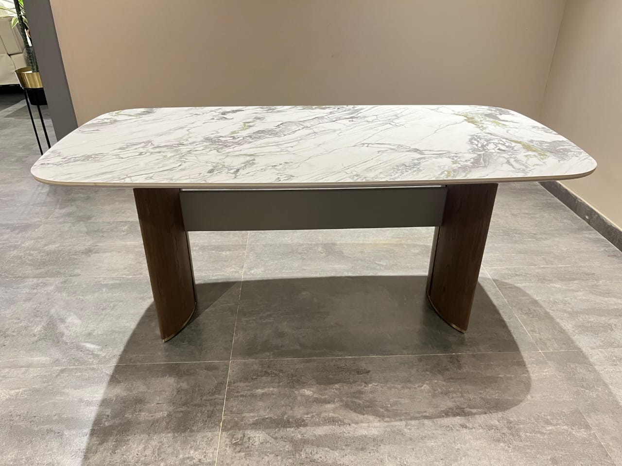 PT3018T-1 - DINING TABLE - NAR