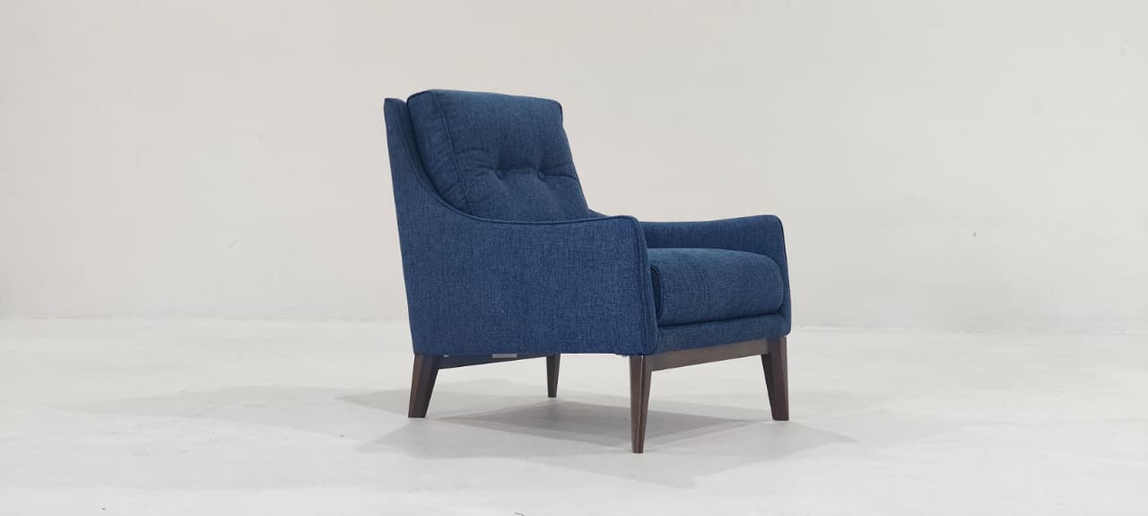 C011-003-78 - ARM CHAIR - BLR WH