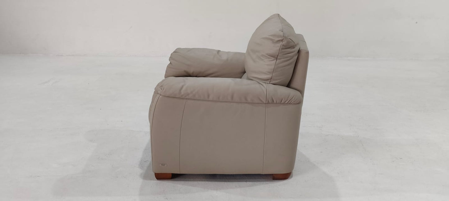 B693-154-A0(2) - 1 SEATER RECLINER(ELECTRIC) - BLR WH