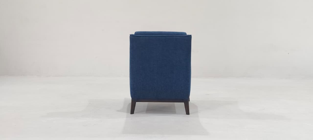 C011-003-78 - ARM CHAIR - BLR WH