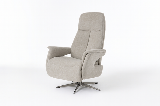 8103 - CHAIR - OUTLET