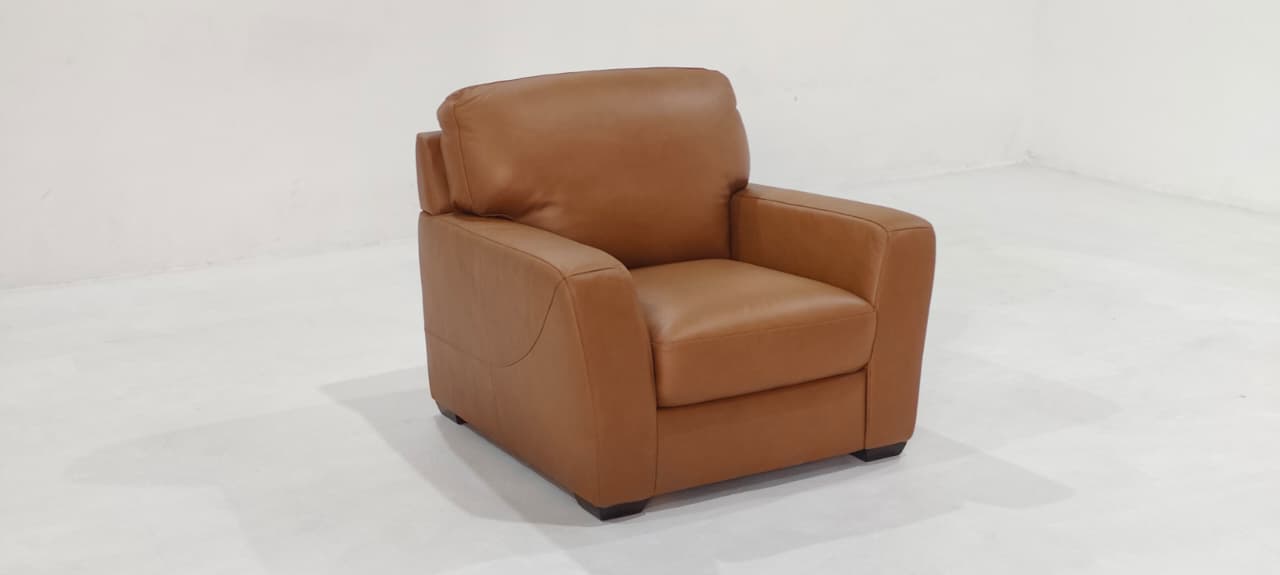 C241-003-A0(2) - ARM CHAIR - BLR WH