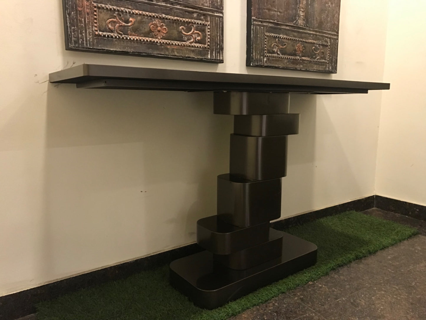 LC-192 - CONSOLE TABLE - BTM