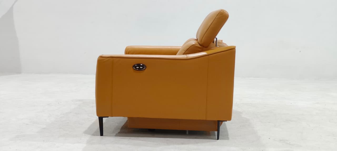 KM.5012(2) - 2 SEATER RECLINER(ELECTRIC) - BLR WH