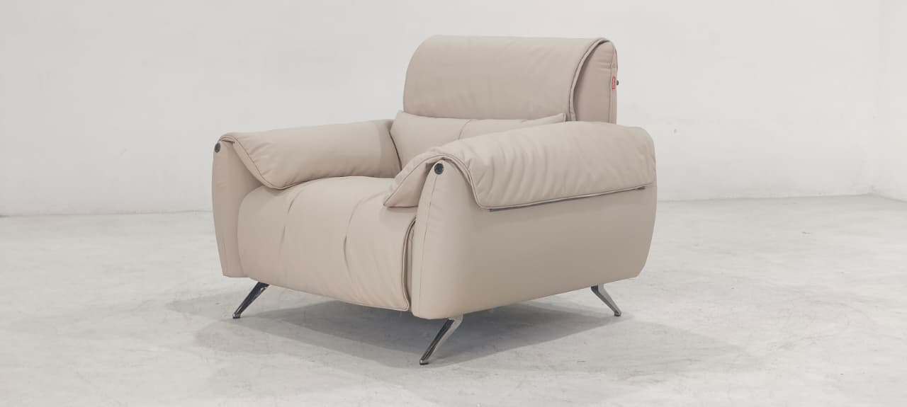 BY.760 - 1.5 SEATER - BLR WH