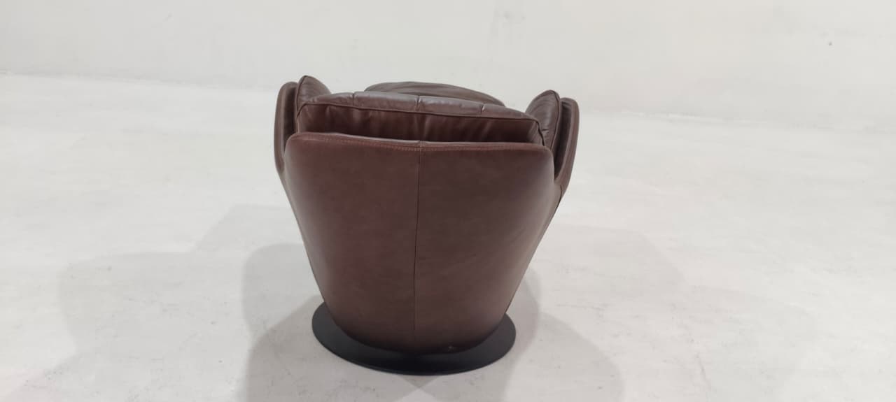 C244-F45-14 - ARM CHAIR - BLR WH