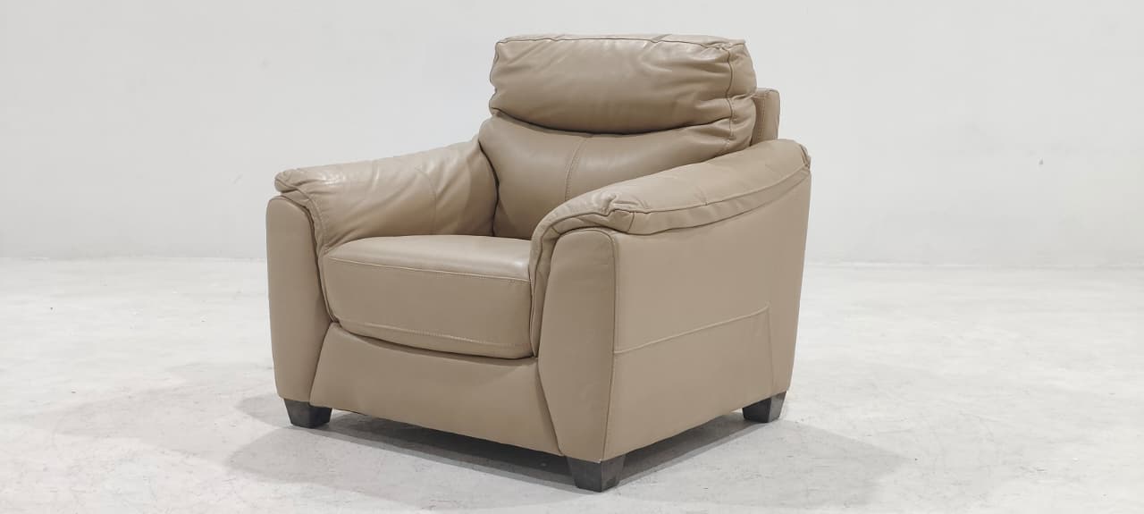 GL-11345 - ACCENT CHAIR - BLR WH