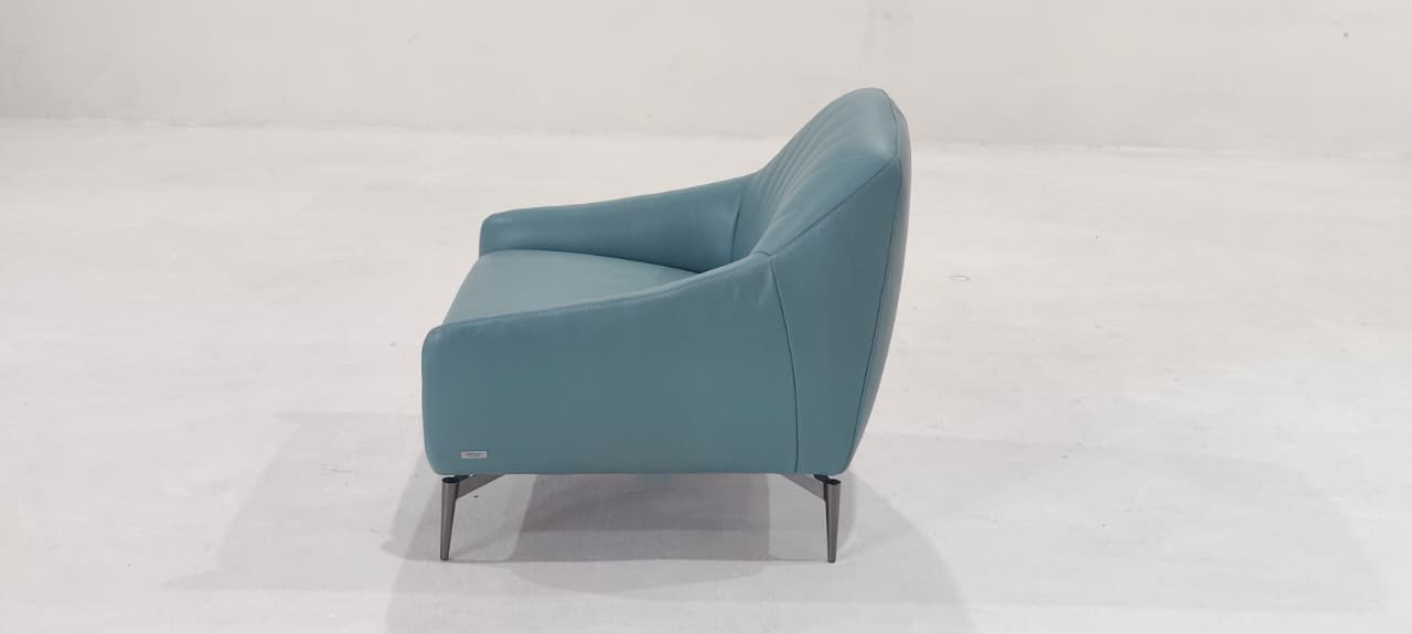 C014-233-20(4) - ARM CHAIR - BLR WH