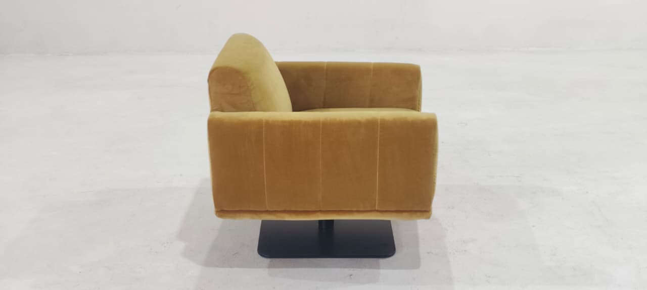 C193-066-78 - SWIVEL CHAIR - BLR WH