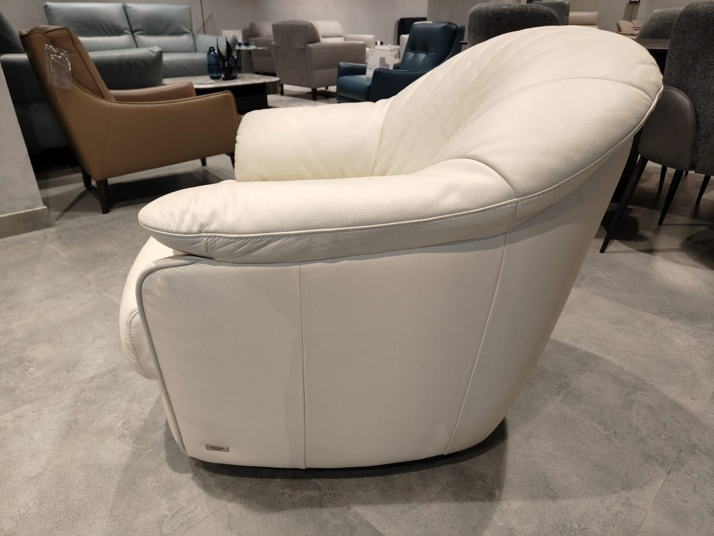 C163-129-A0D2 - 1 SEATER - IND