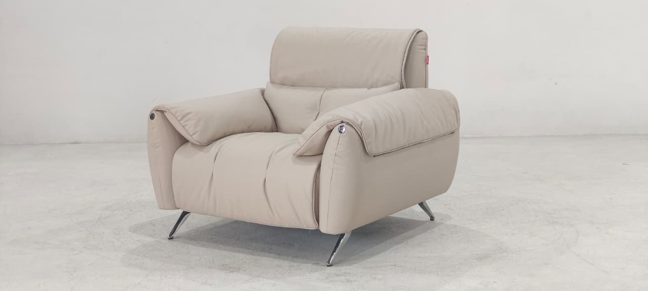 BY.760 - 1.5 SEATER - BLR WH