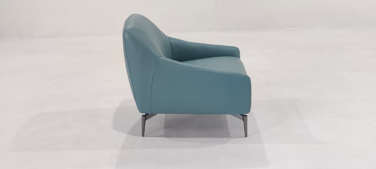 C014-233-20(4) - ARM CHAIR - BLR WH