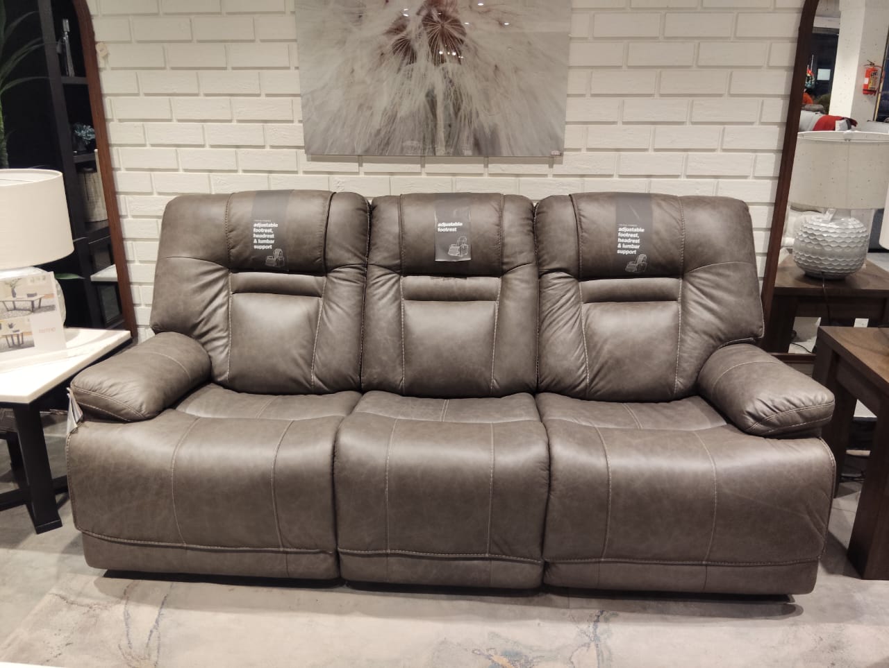 U5460215 - 3 SEATER RECLINER(ELECTRIC) - BH