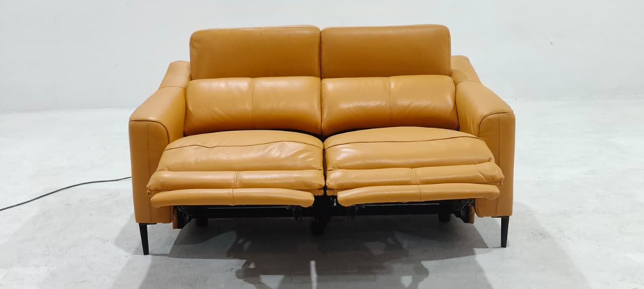 KM.5012(2) - 2 SEATER RECLINER(ELECTRIC) - BLR WH