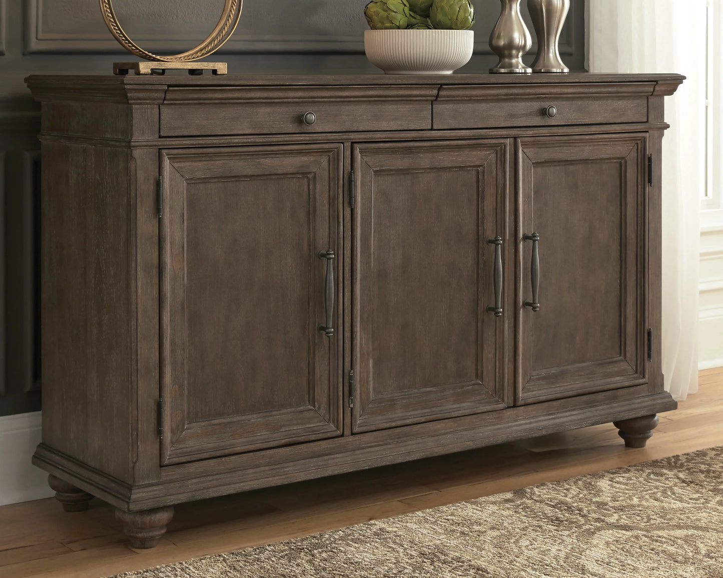 D776-60 - DINING SERVER - BLR WH
