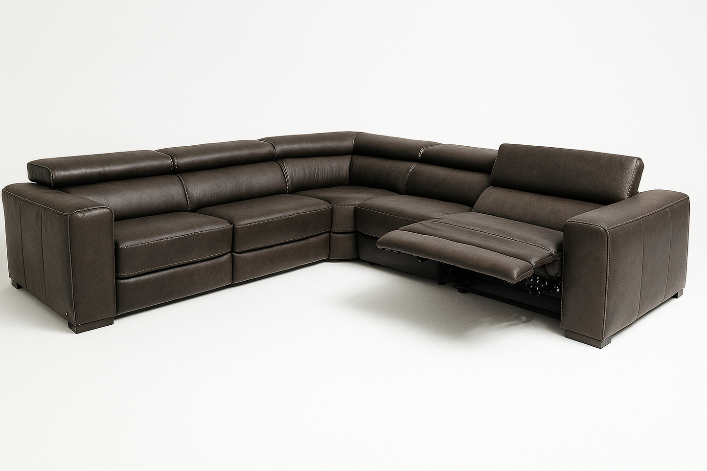B790 - 5 SEATER - OUTLET
