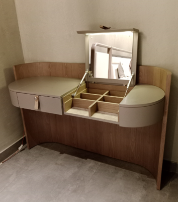 PRAVI - DRESSER - HYD DASH(BESPOKE)