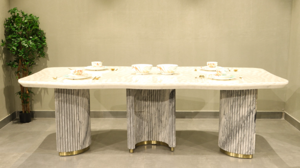 IHA - DINING TABLE - HYD DASH(BESPOKE)