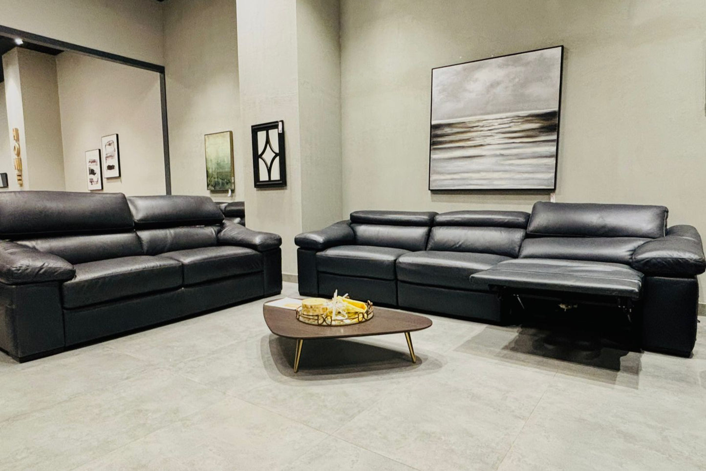 B901 - 4+3 SEATER - OUTLET