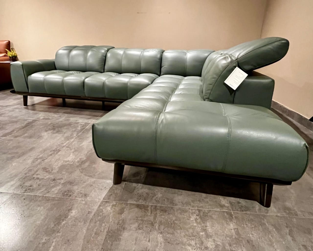 C141 - 3 SEATER + CHAISE - NAR