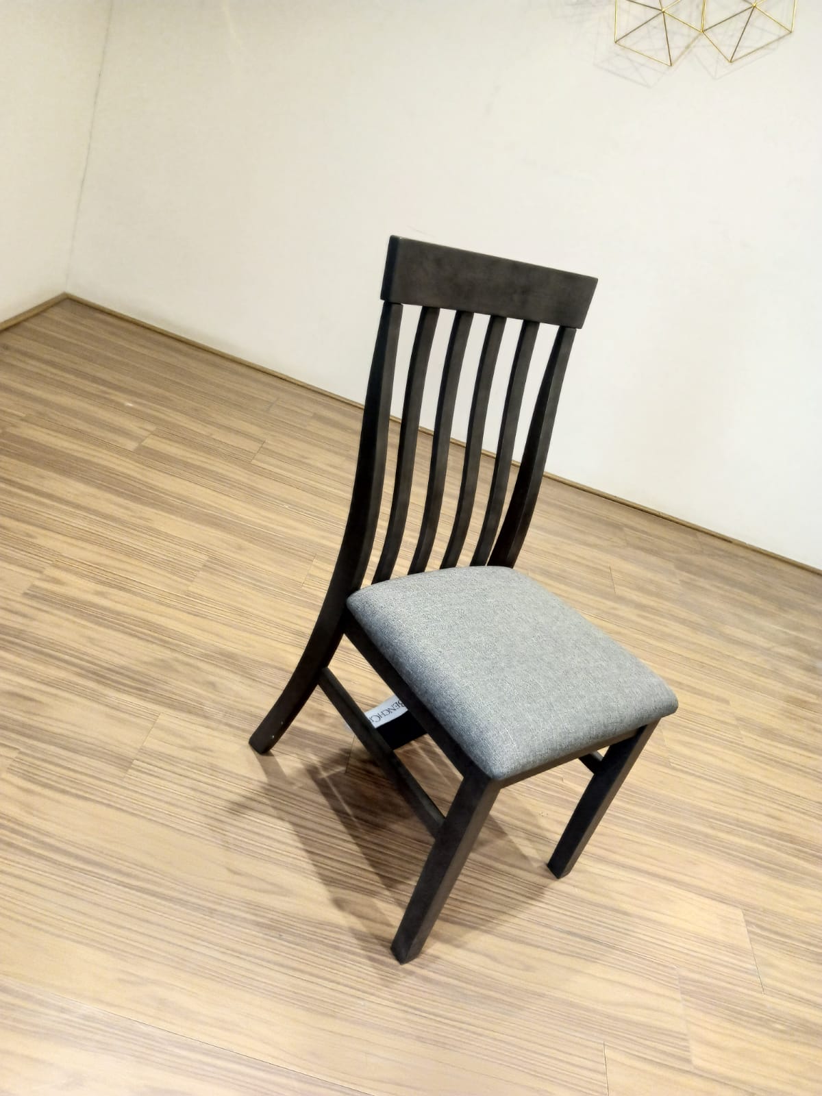 D464-01(1) - DINING CHAIR - BWDA