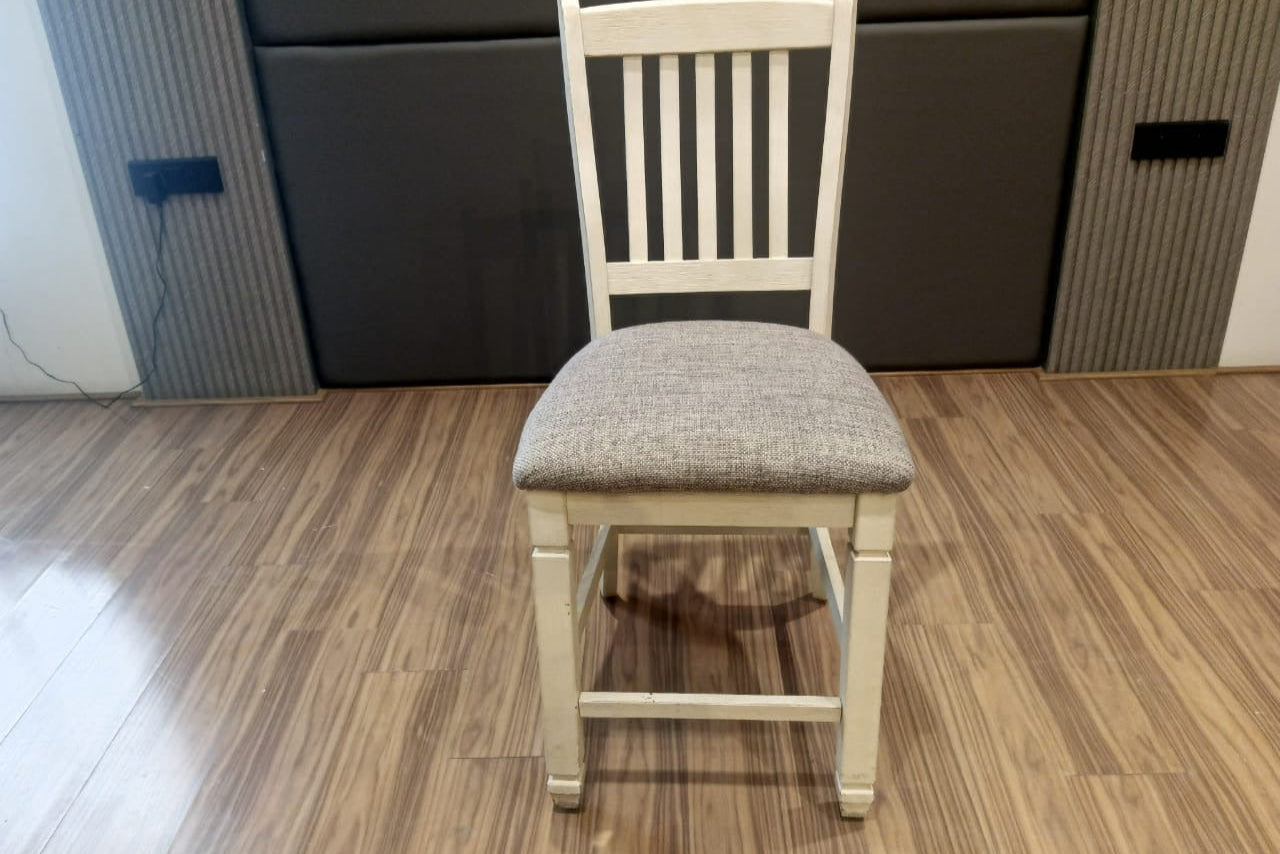 D647-124 - BAR STOOL - BWDA
