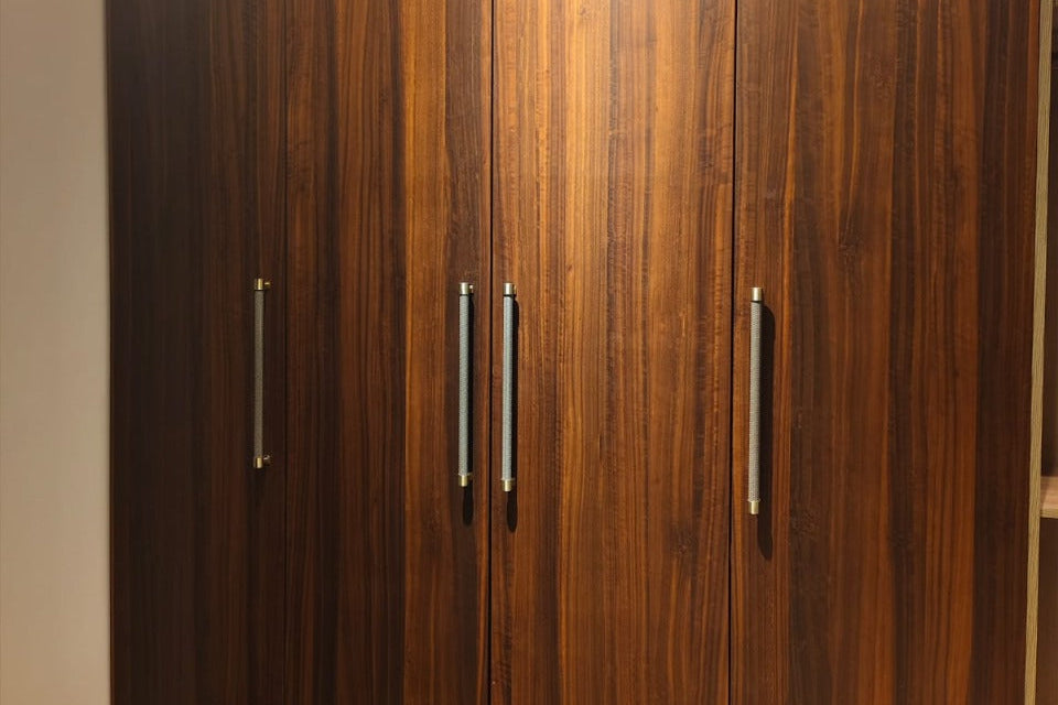 GLASS AND FOLDABLE - WARDROBE - NAR DASH(BESPOKE)