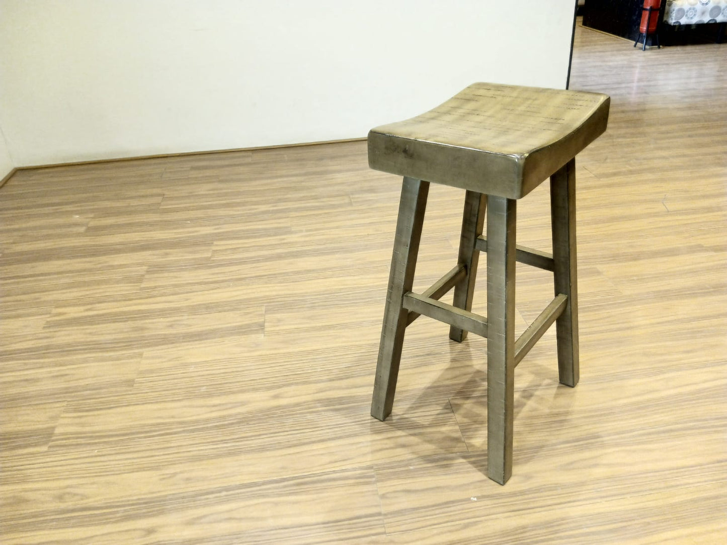 D548-630 - BAR STOOL - BWDA