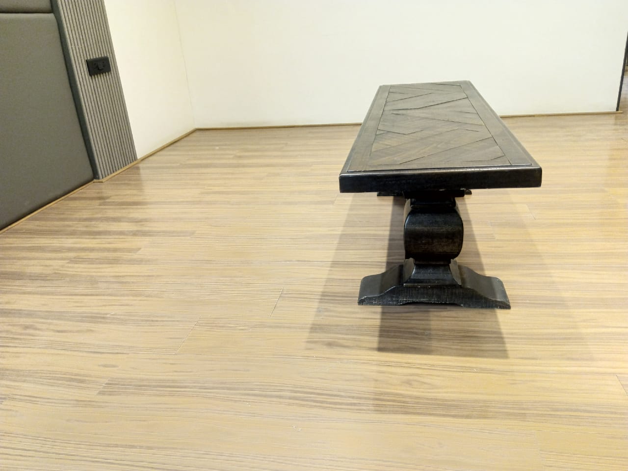 D798-00 - BENCH - BWDA
