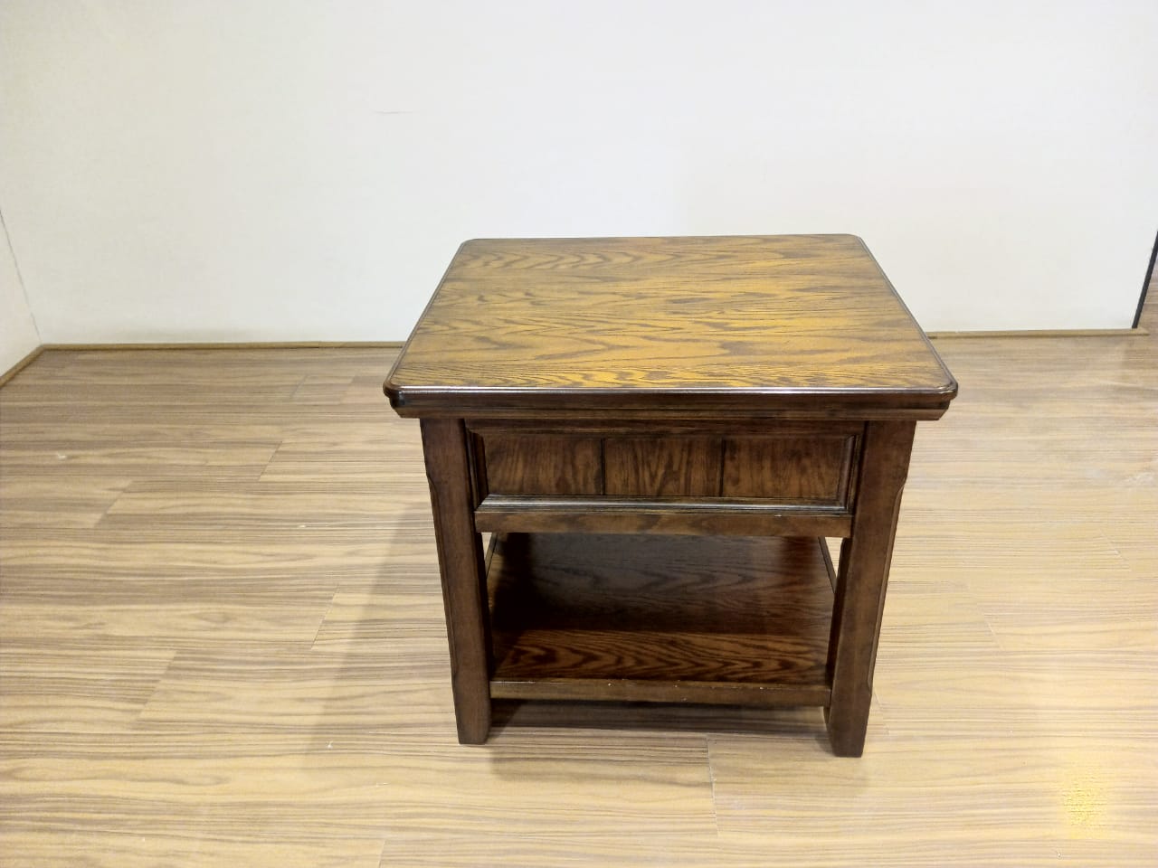 T478-3 - END TABLE - BWDA