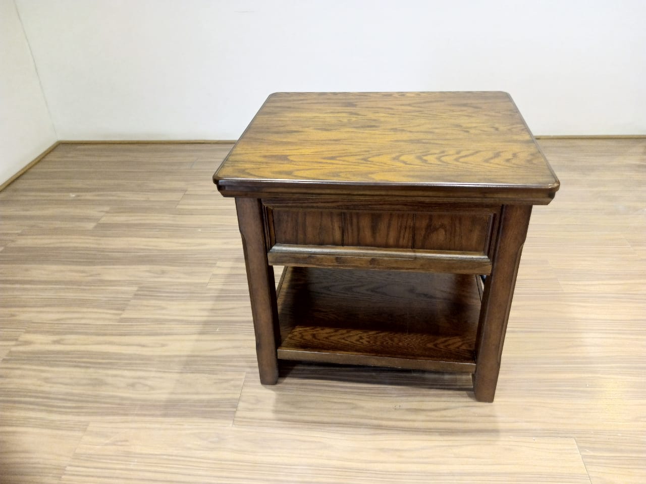 T478-3 - END TABLE - BWDA
