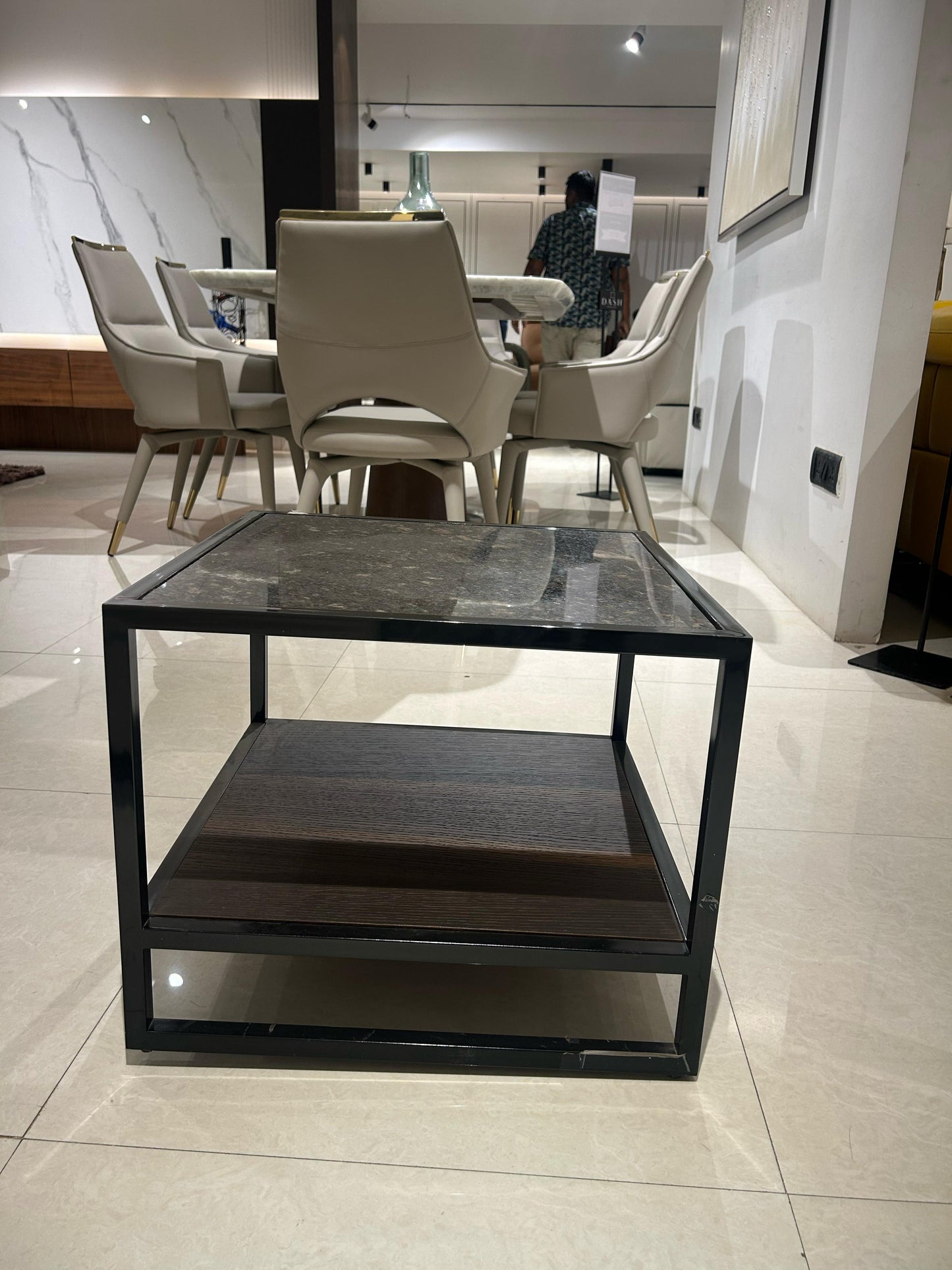 PT1561TD - SIDE TABLE - GB