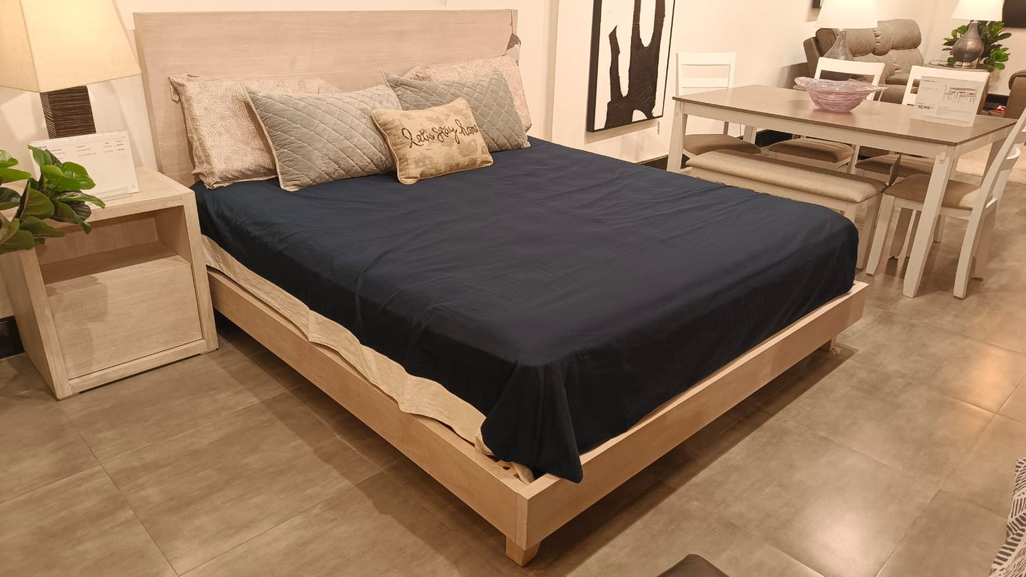 B872-56W1+58W1 - KING PANEL BED - BWDA