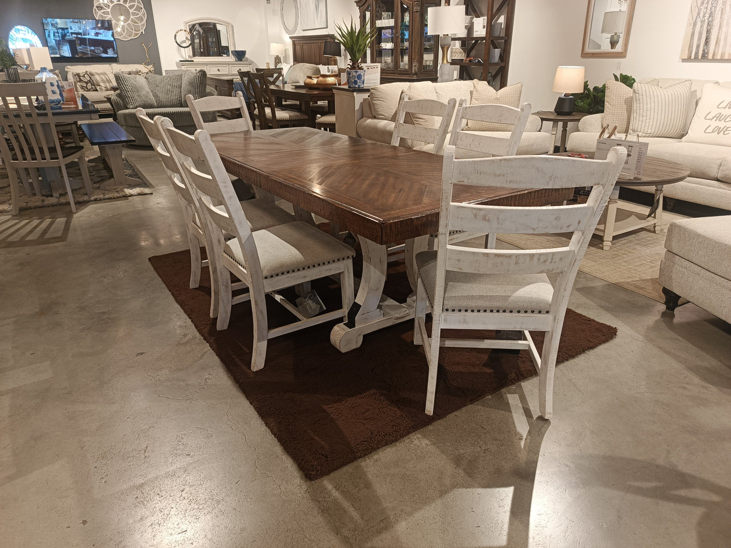 D546-35+D546-01 - DINING SET - BWDA
