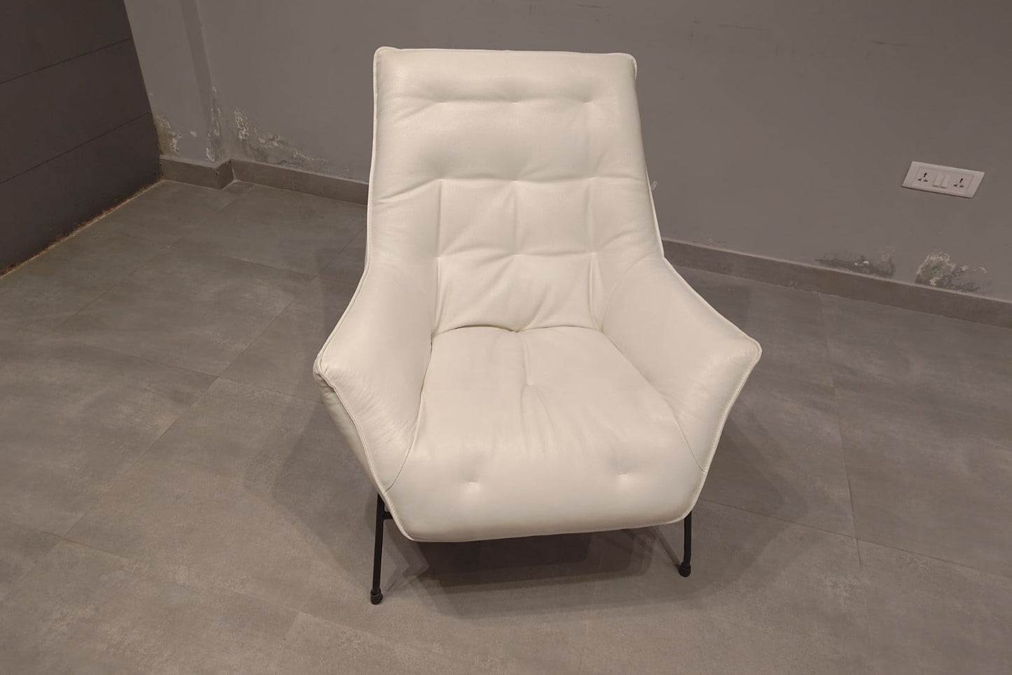 A1118 - ACCENT CHAIR - BWDD