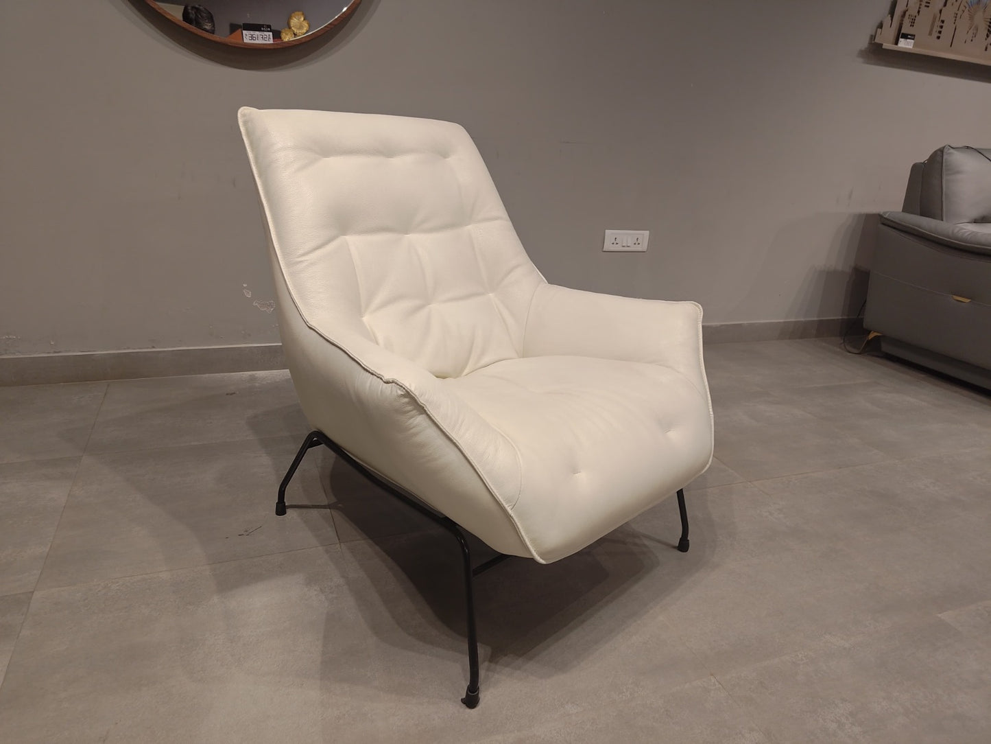 A1118 - ACCENT CHAIR - BWDD