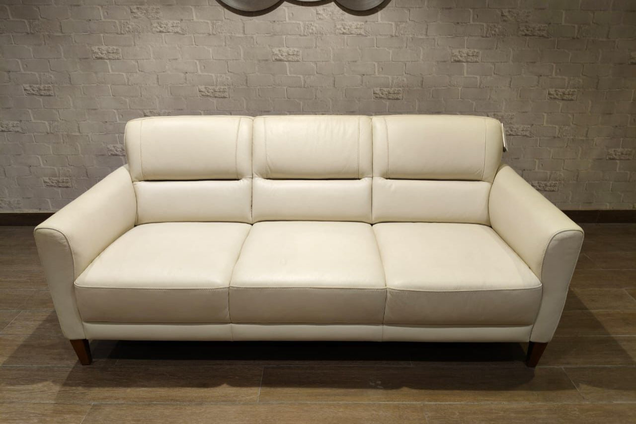 C131-065 - 3 SEATER - WFD