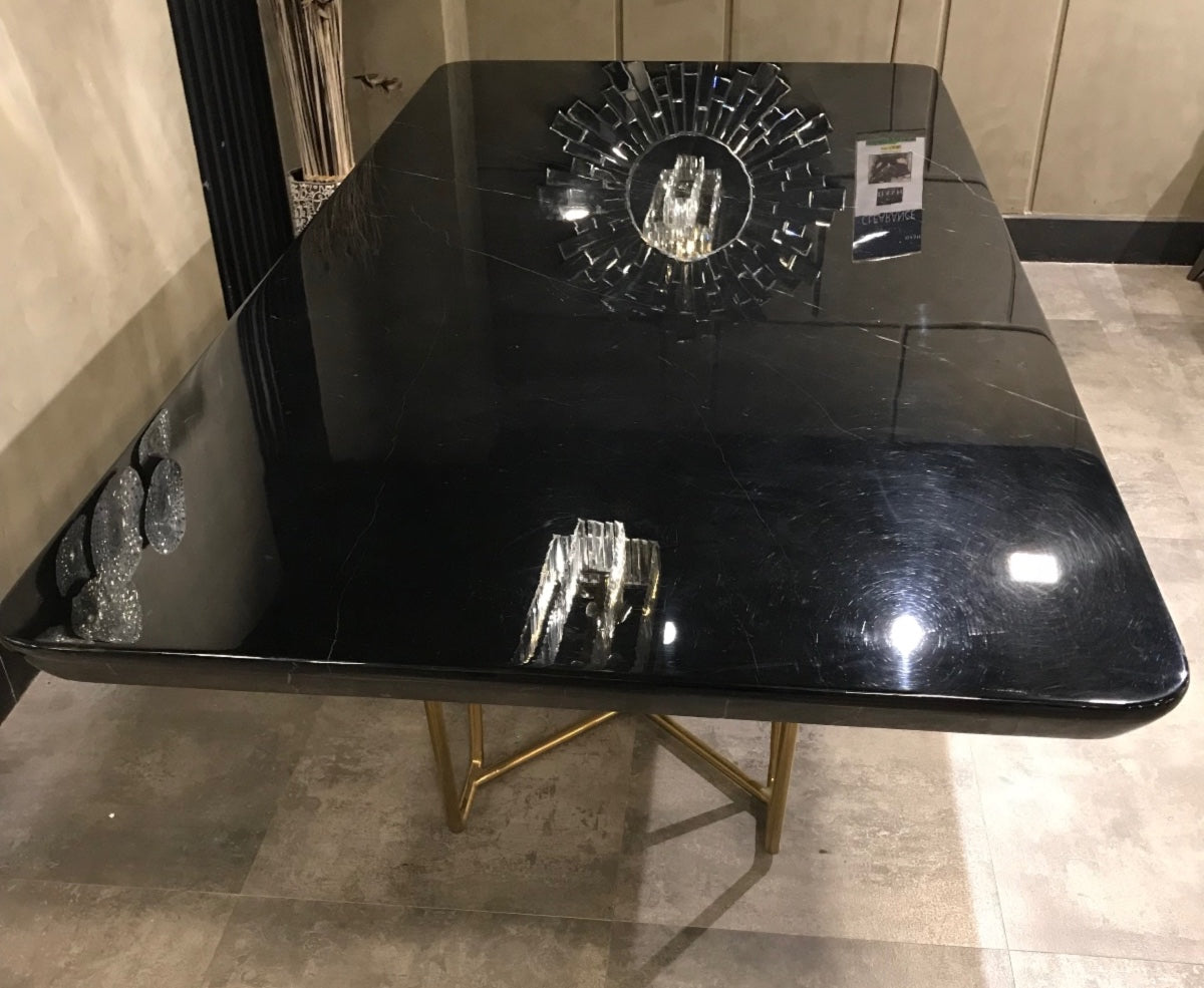 ZIGZAG - DINING TABLE - MUM