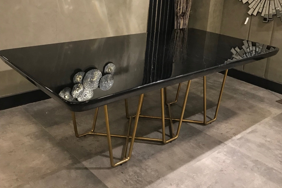 ZIGZAG - DINING TABLE - MUM