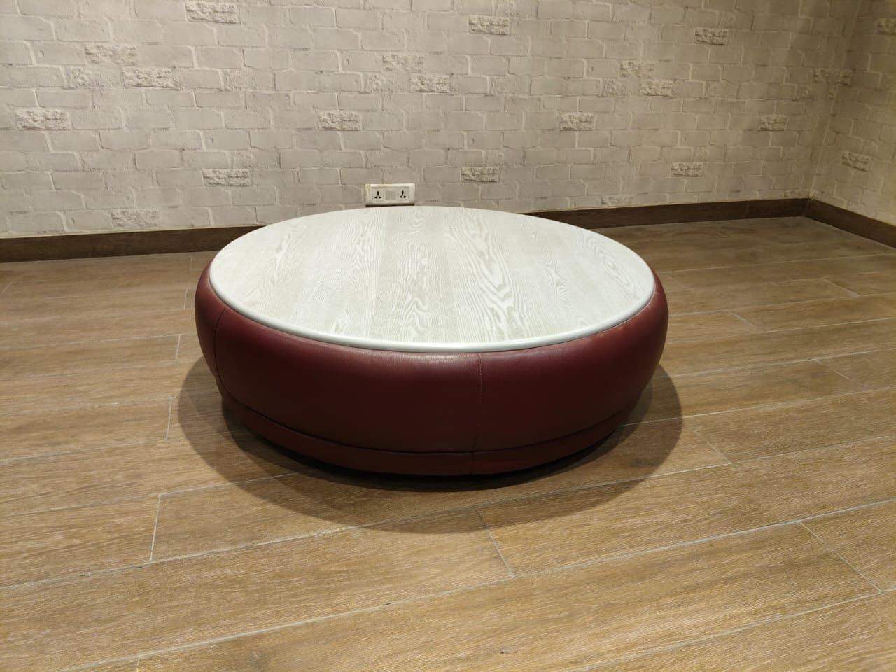 5037 - CENTRE TABLE - WFD