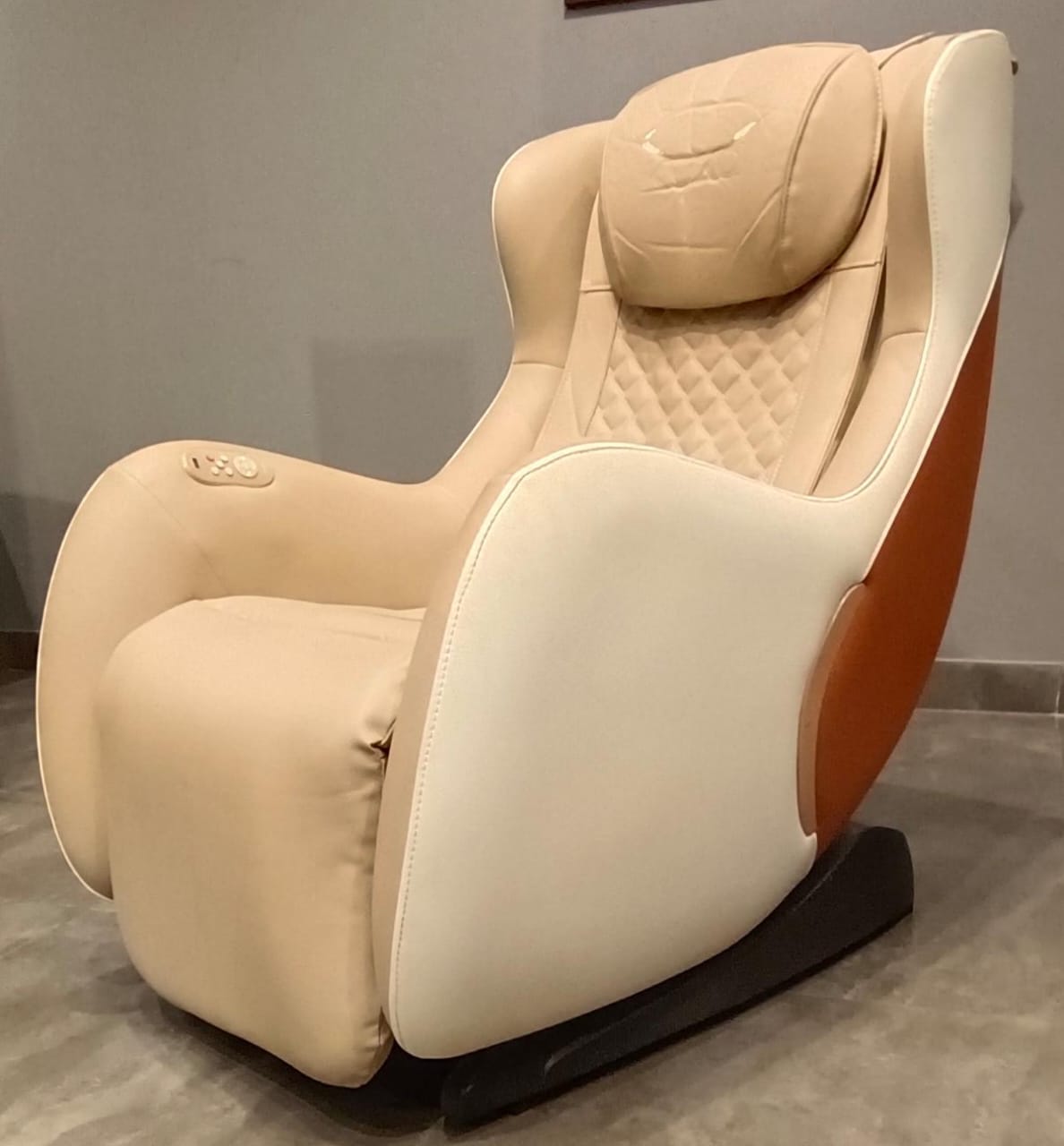 PTK821FY - MASSAGE CHAIR - STJ