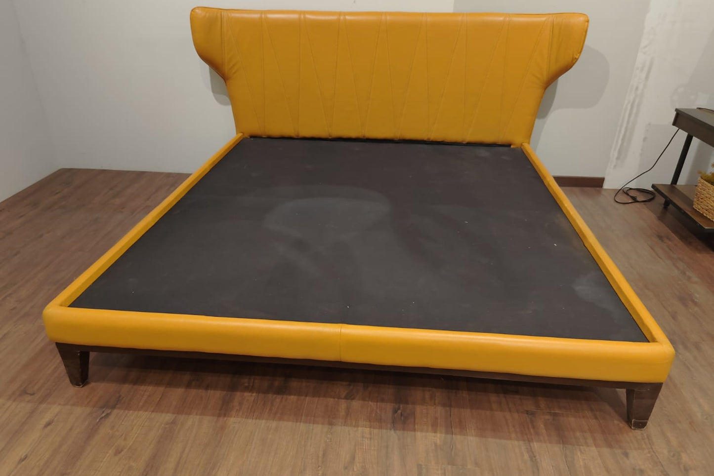 WING - QUEEN BED - BWDD
