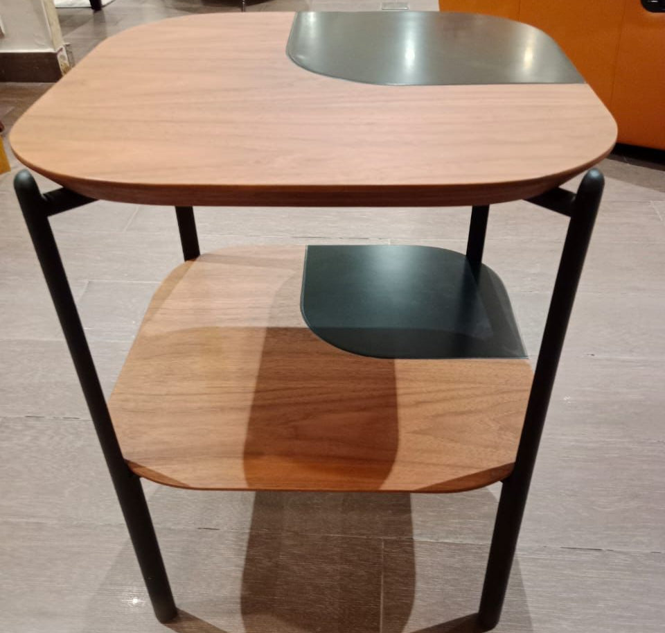PT6126TB-4 - SIDE TABLE - WFD