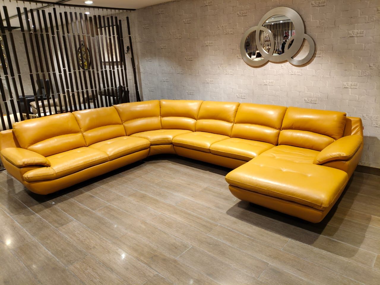 1235 - 5 SEATER+CHAISE - WFD